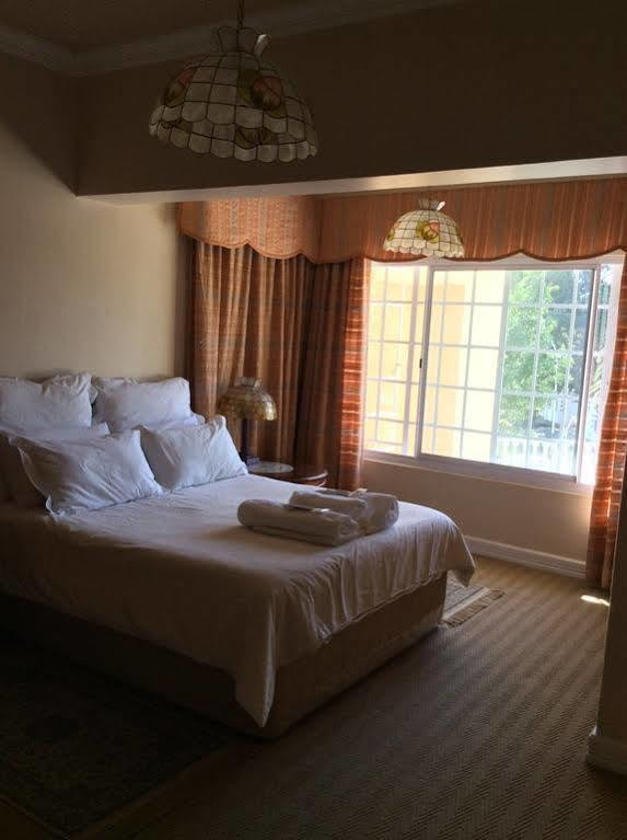 Florentia Guest House Bloemfontein Exterior foto